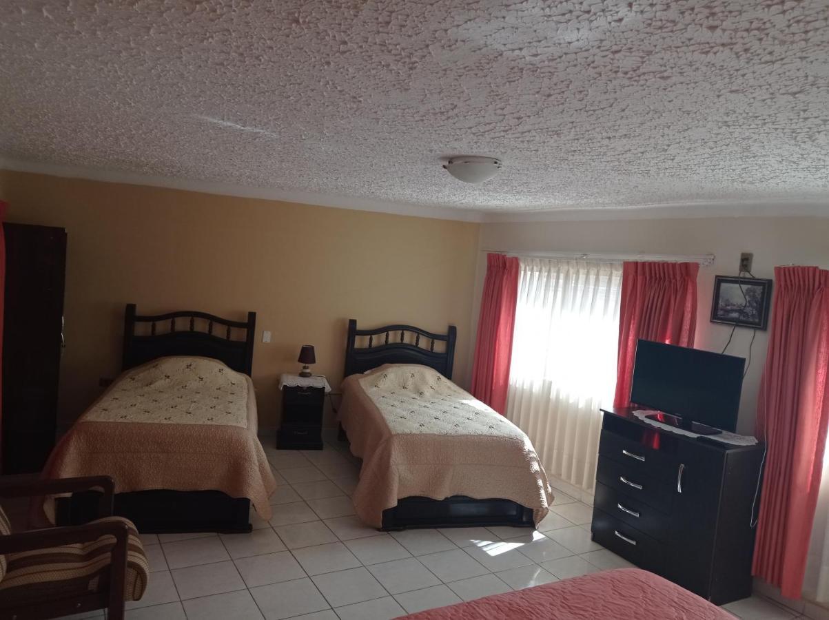 Hostal Aramayo توبيزا المظهر الخارجي الصورة